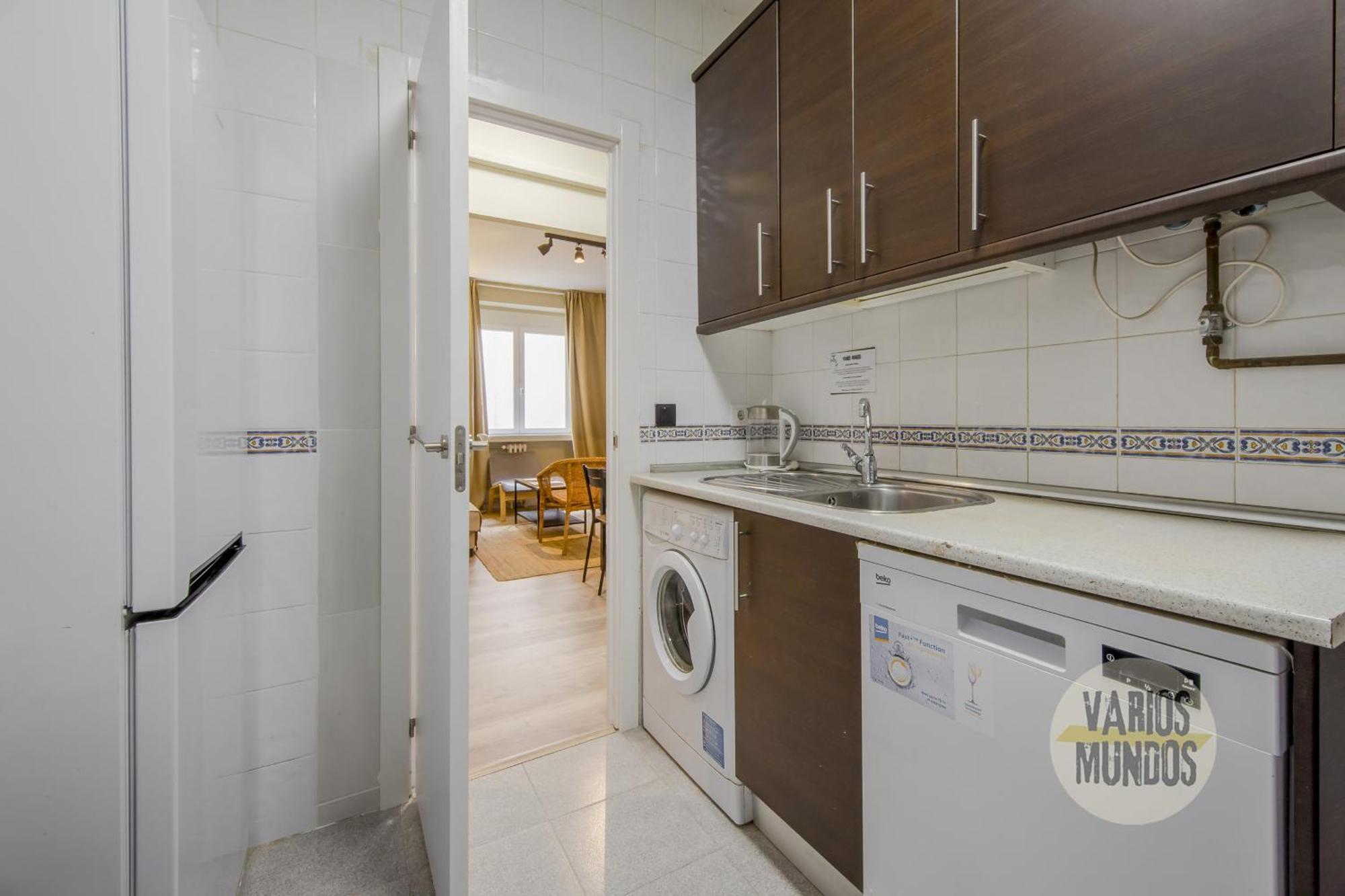 Practico Apt 7Pax En Calle Santa Ana Centro De Madri Exterior foto